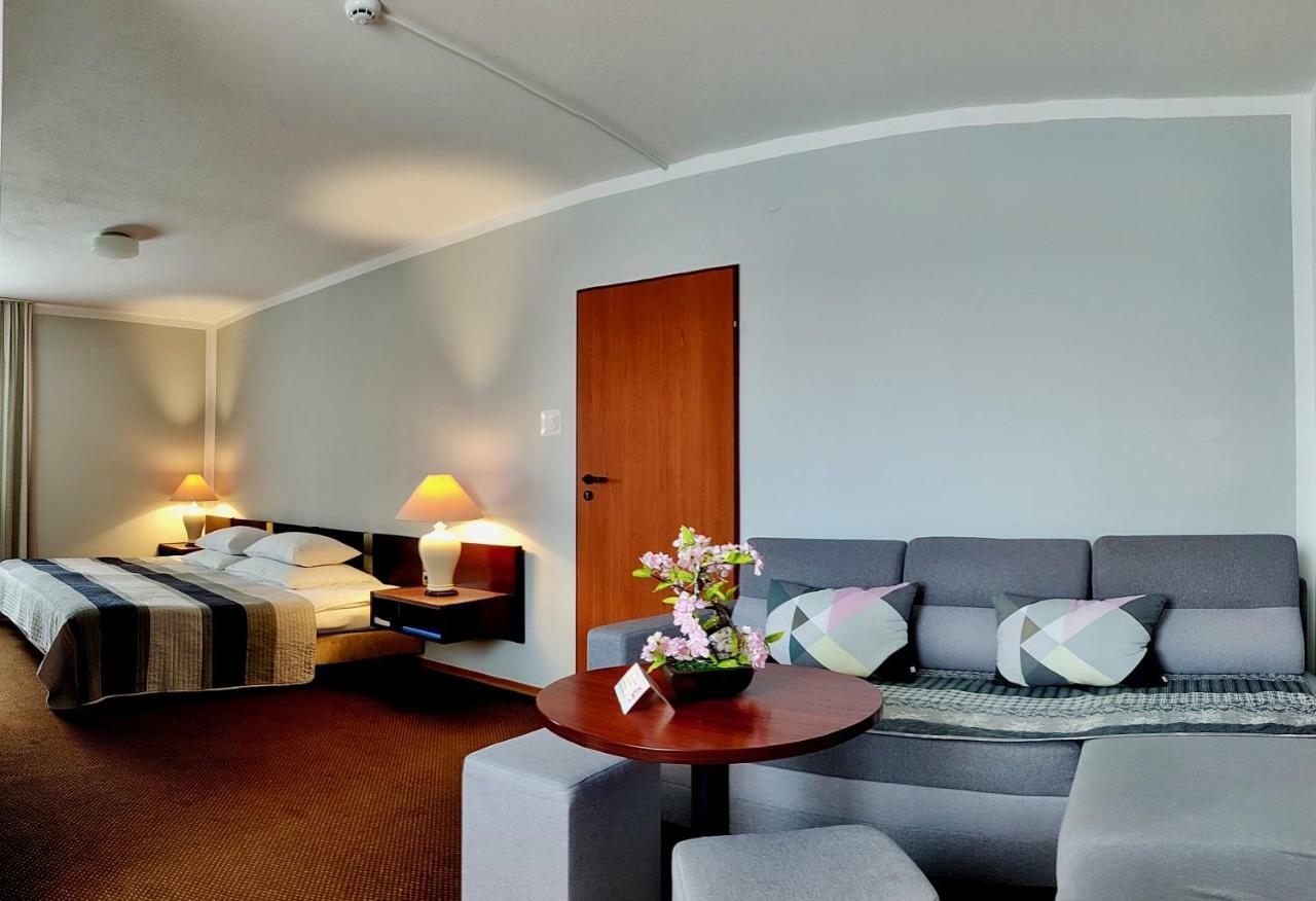 Hotel Pawlowski ازغوجالتس المظهر الخارجي الصورة
